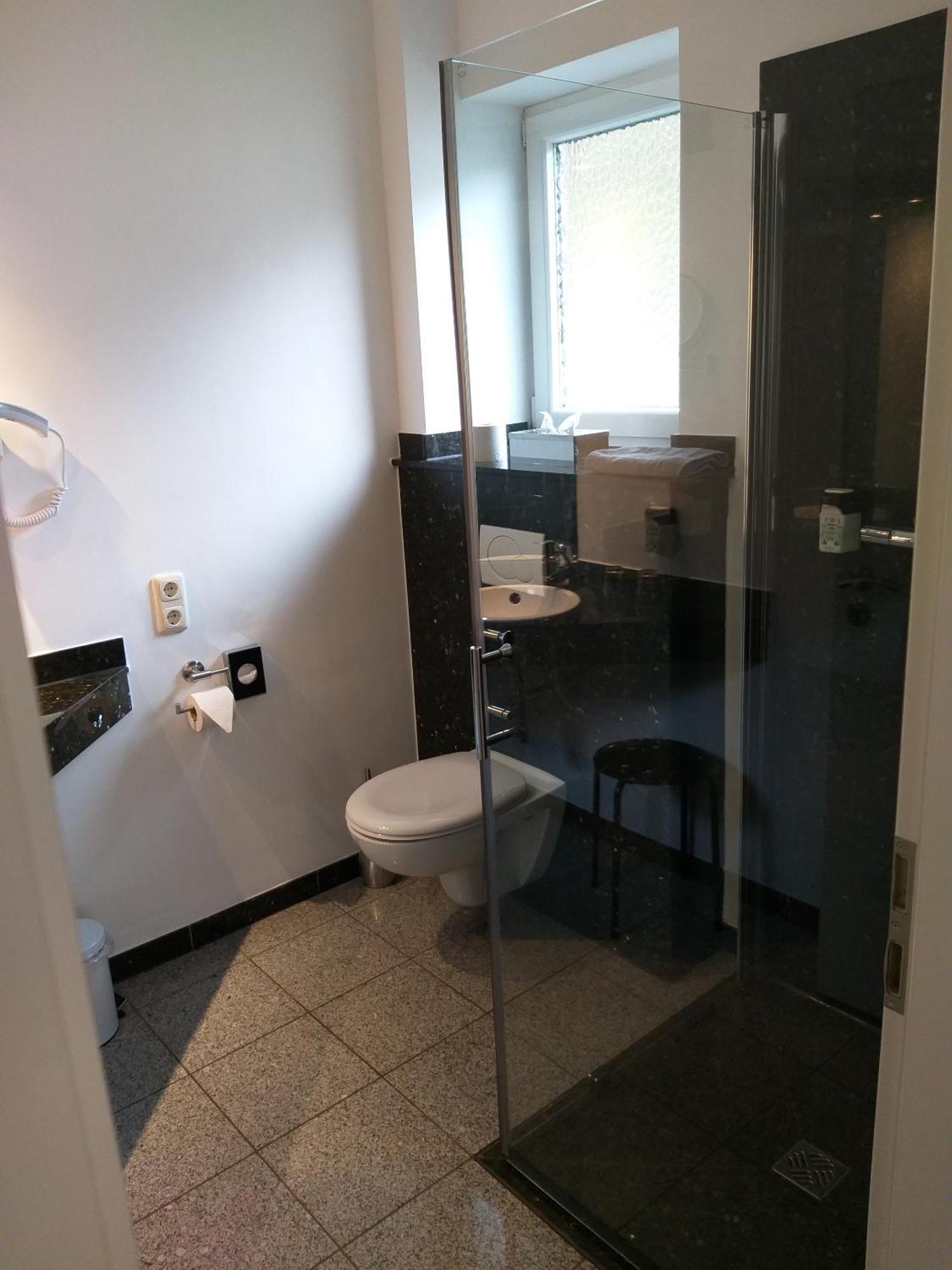 Haller Hotel Garni 몬샤우 객실 사진